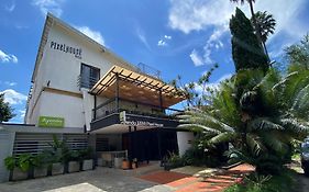 Ayenda 1224 Pixel House (Adults Only)